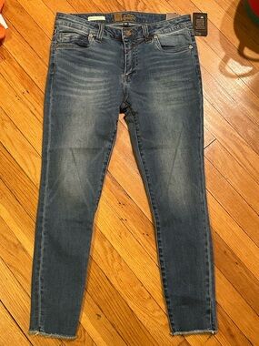 Kut From the Kloth Carlo Ankle Skinny Jeans Size 6P | Medium Wash Raw Hem